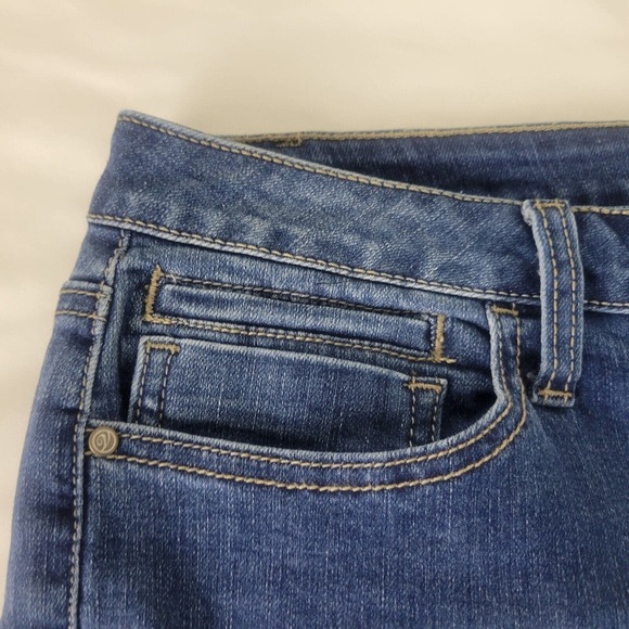 Versona Womens Jeans Size 33 Actual W35 x L26.5 Mom Embroidered Hem Blue Denim - Picture 13 of 15